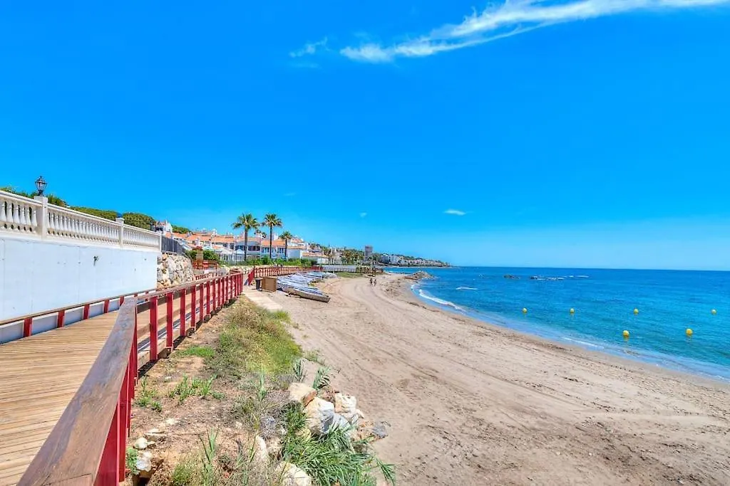 Calahonda Beach Brand New Studio Oceanfront Sitio de Calahonda